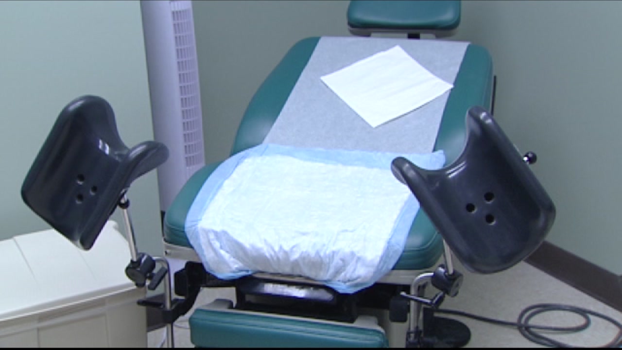 Federal judge blocks nation's most restrictive abortion law