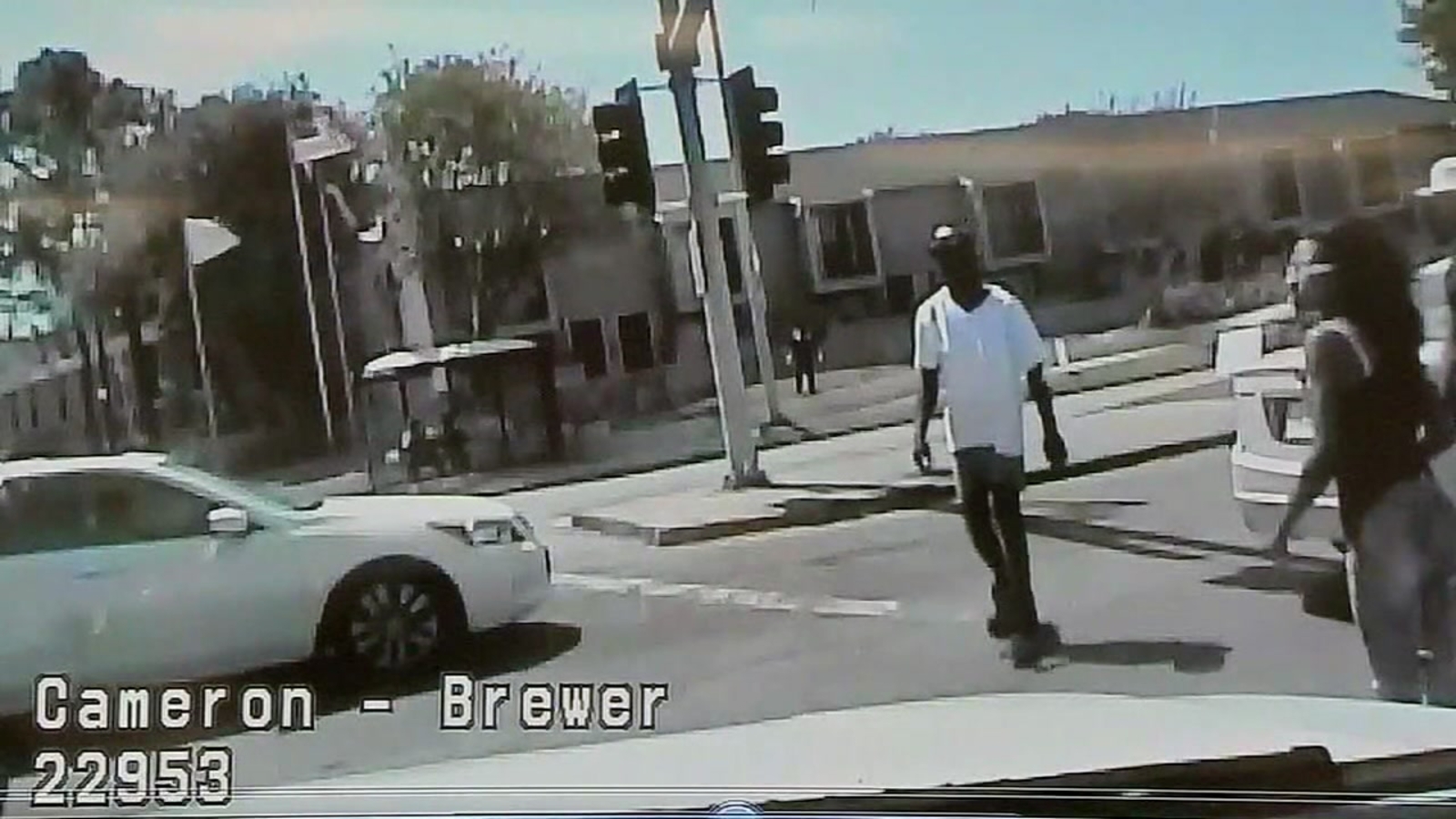 Dashcam shows deadly deputyinvolved shooting of unarmed man in Harris