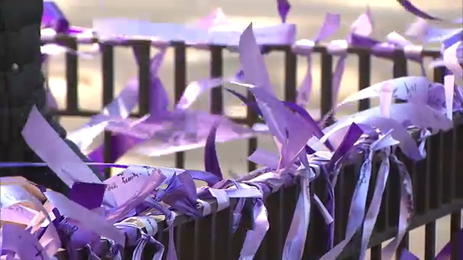 Manhattan church's prayer ribbons inspire thousands, not just religious ...