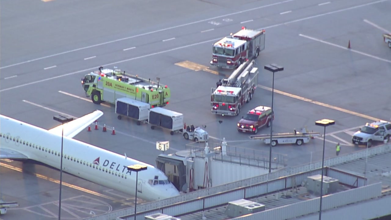 Multiple passengers sickened on plane that landed in San Jose