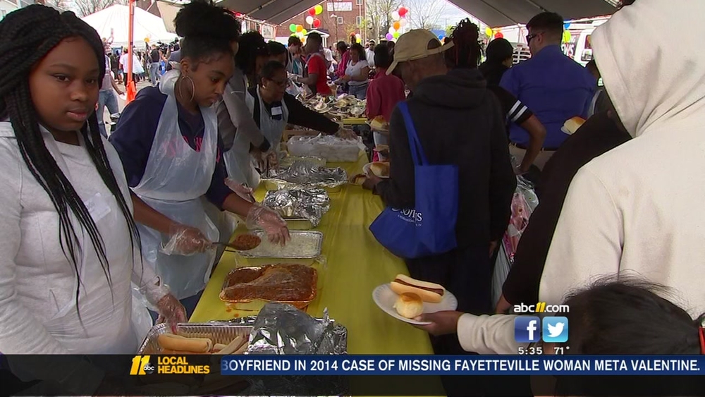 Thousands dine at Durham Rescue Mission dinner