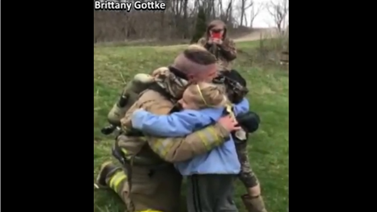 2 young girls reunited with father for Easter