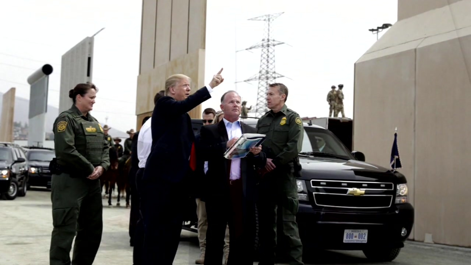 President Trump signs proclamation sending National Guard to Mexican ...