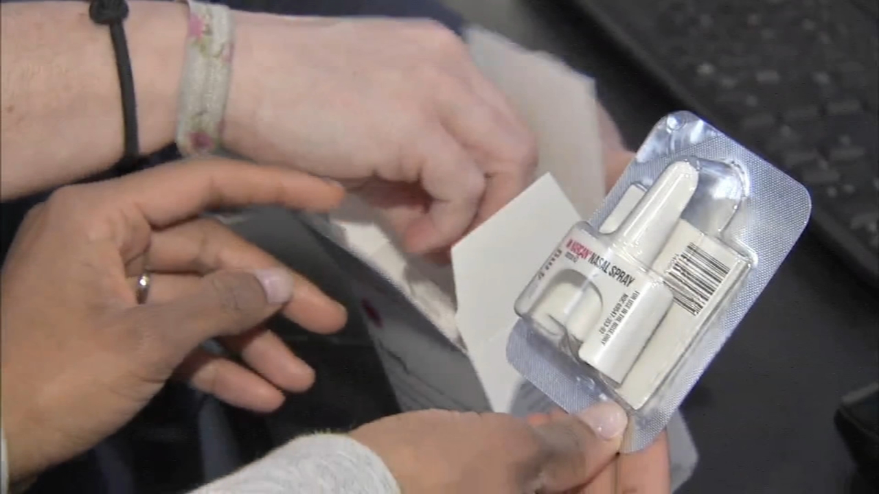 Opioid crisis: Top doctor urges access to overdose antidote