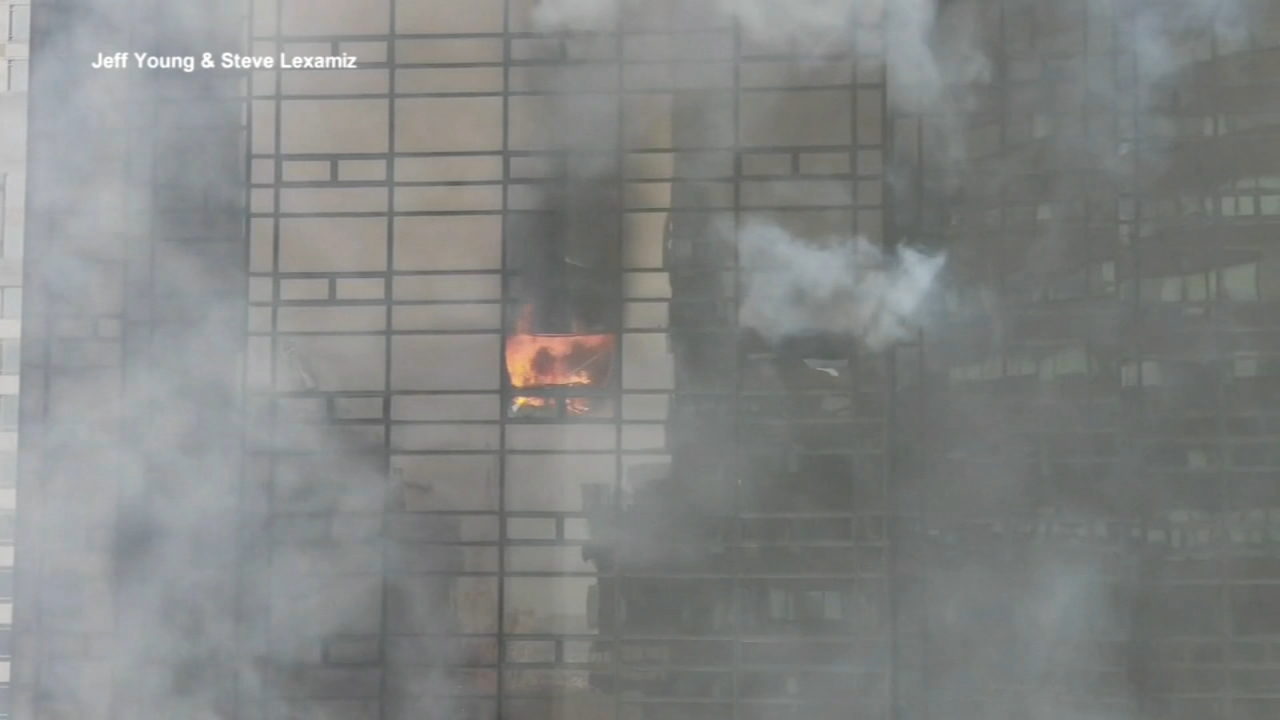 1 killed in fire at Trump Tower in New York