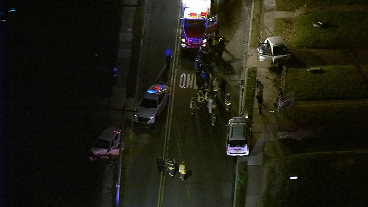 Suspect in custody after 2vehicle crash in Drexel Hill 6abc Philadelphia