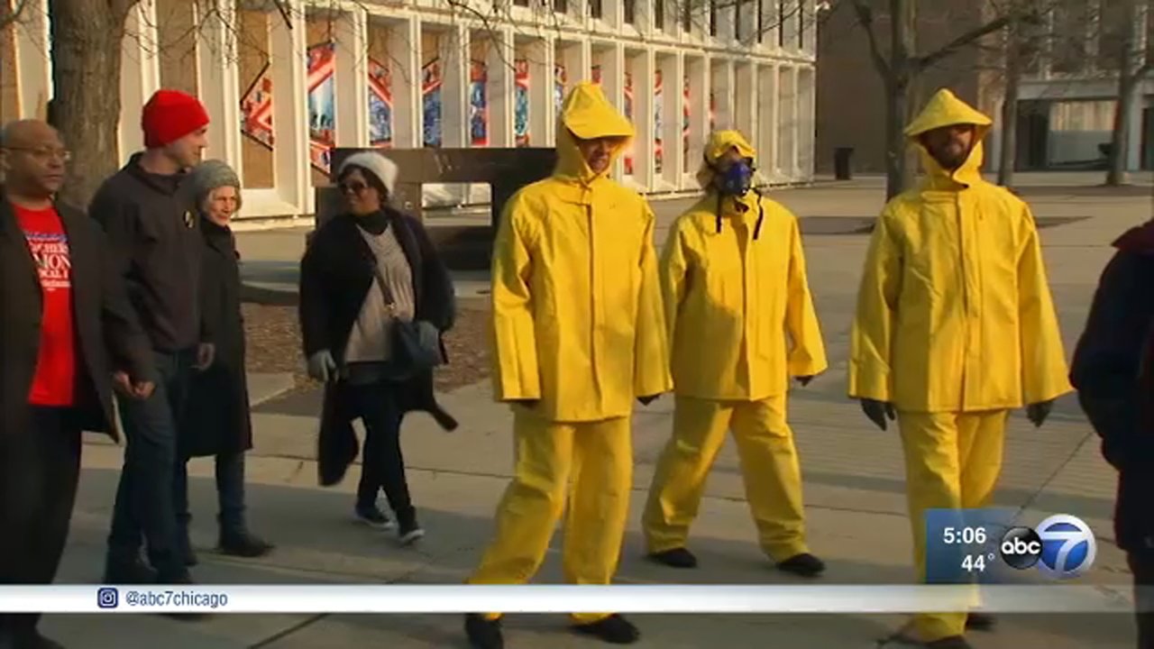 Chicago Teachers Union says schools dirty, wants CPS to hire more janitors