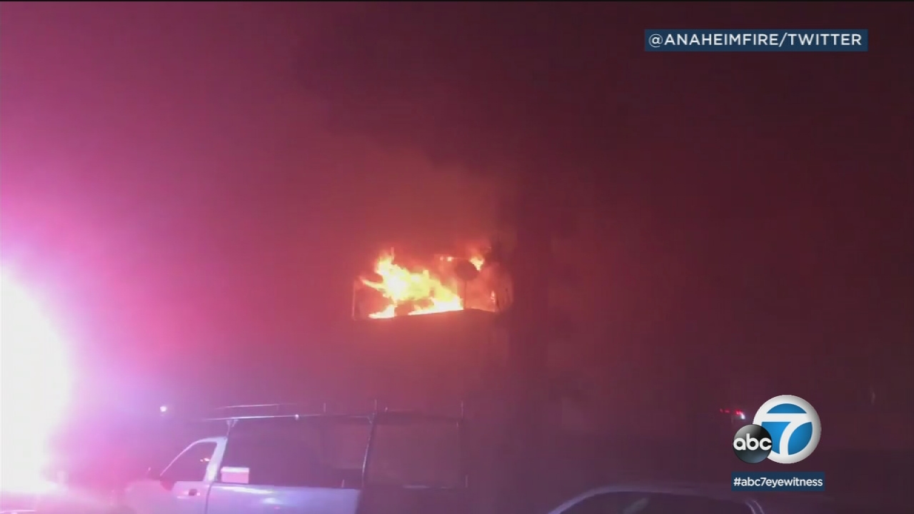 80 displaced after fire tears through Anaheim apartments