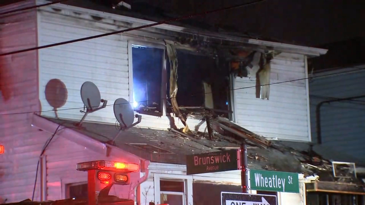 Elderly mother, adult daughter killed in 2-alarm Queens fire