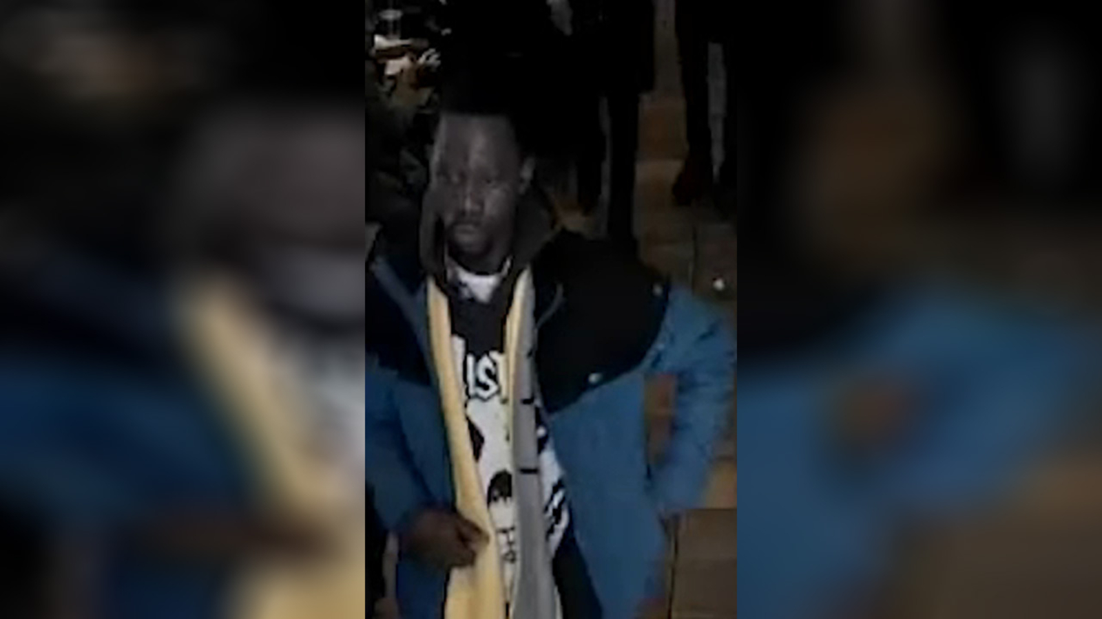 Police looking for panhandler who stabbed man inside restaurant in ...