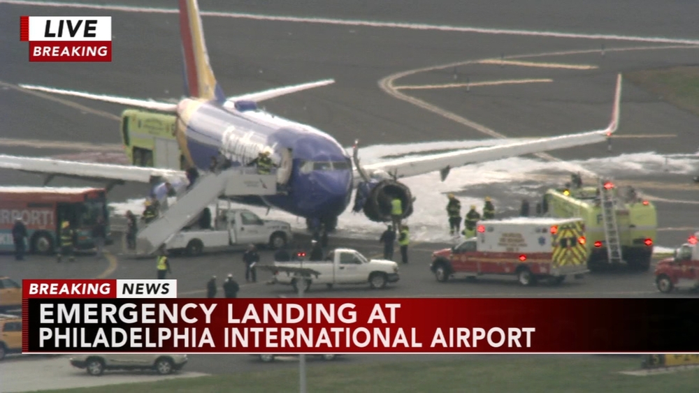Southwest plane makes emergency landing at PHL