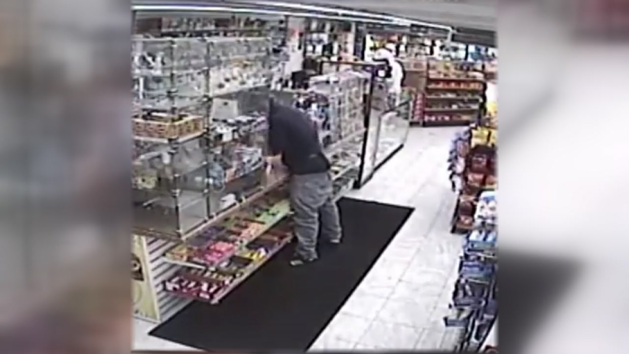 Authorities searching for 2 men in Texas City robbery