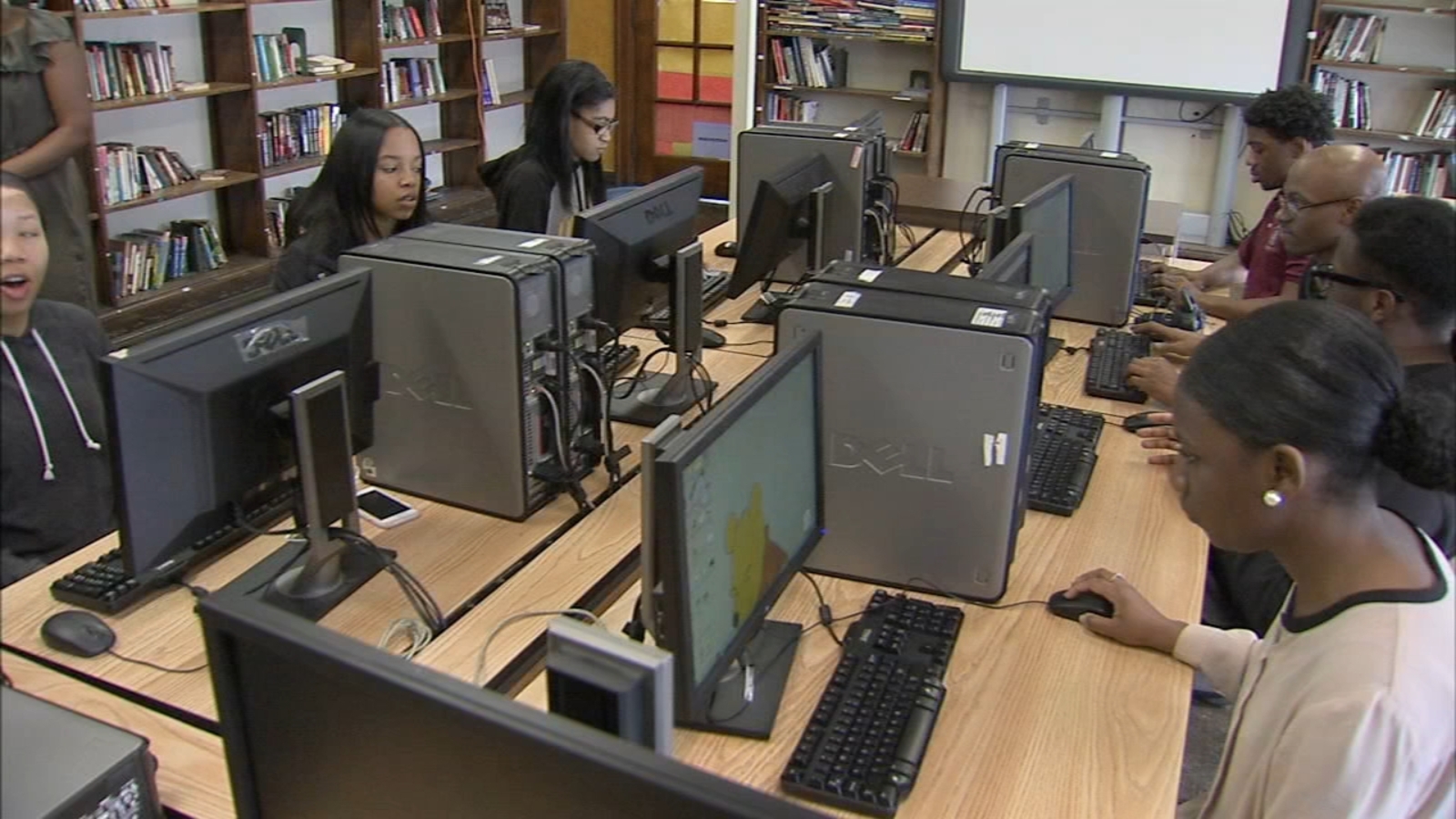 Philly program helps first generation, low income students go to ...