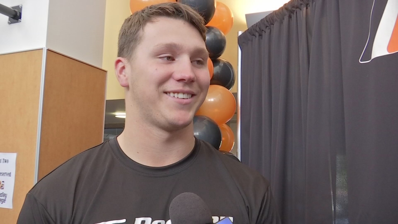 Josh Allen returns to the Valley