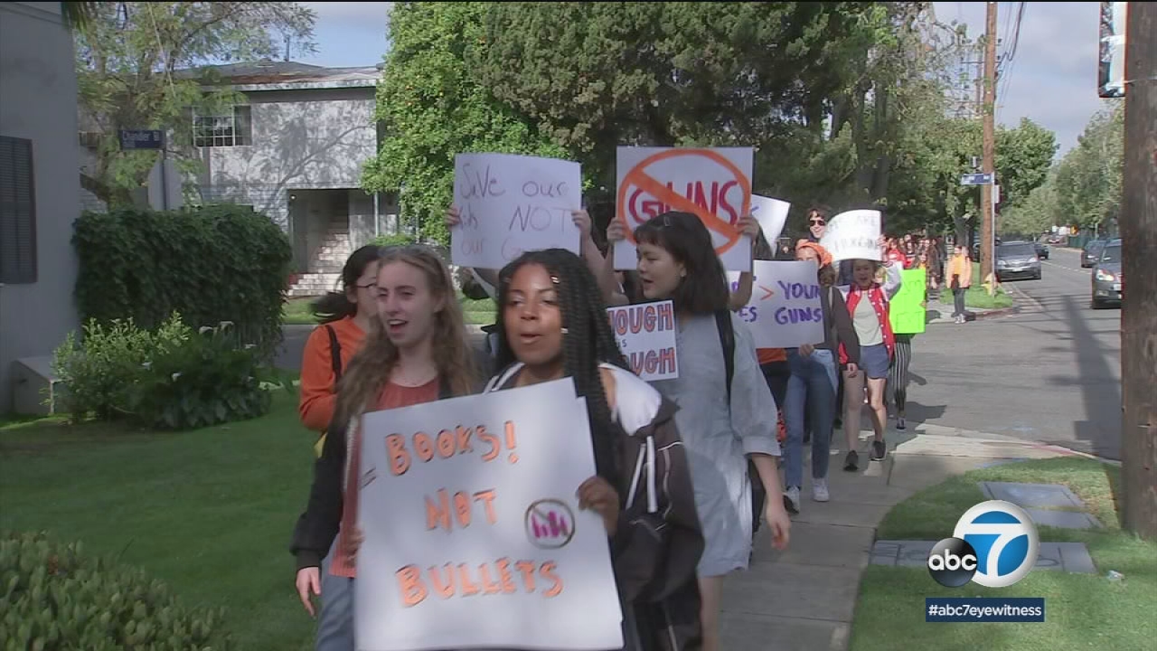 School walkouts held across US on Columbine anniversary