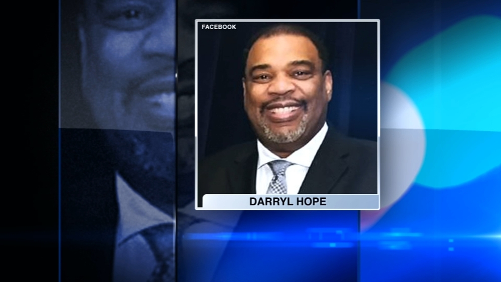 Off-duty Dolton police officer shot in Chicago