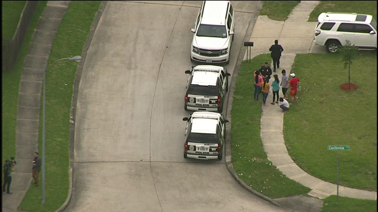 Child running across street hit by bus in Baytown