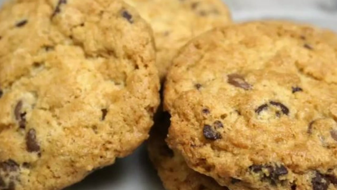 The Houstonion is serving up Barbara Bush's chocolate chip cookies