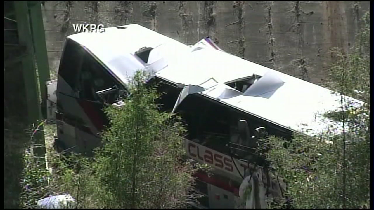 What happened moments before deadly Alabama bus crash