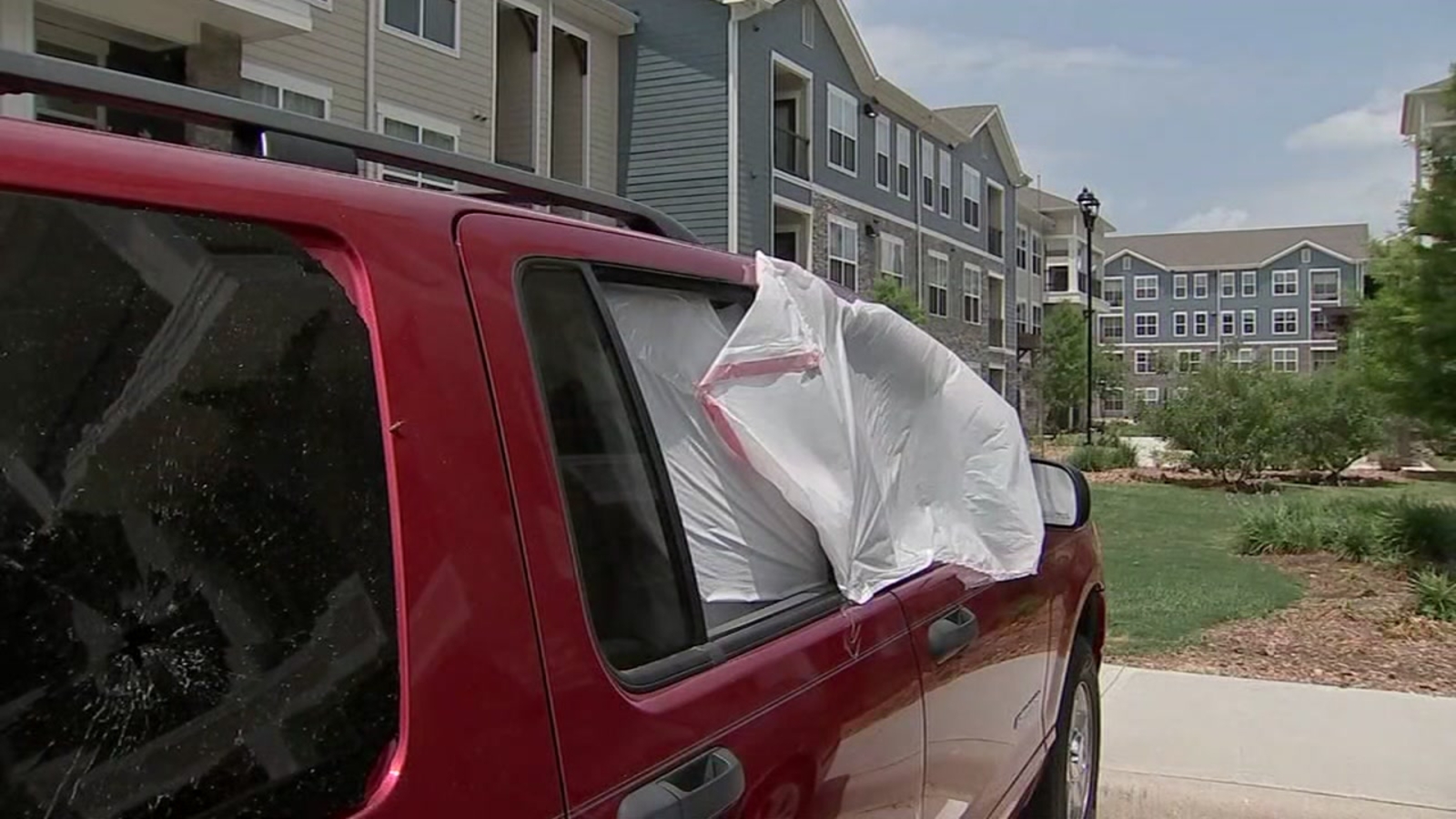 String of car breakins at Tomball apartment complexes result in not