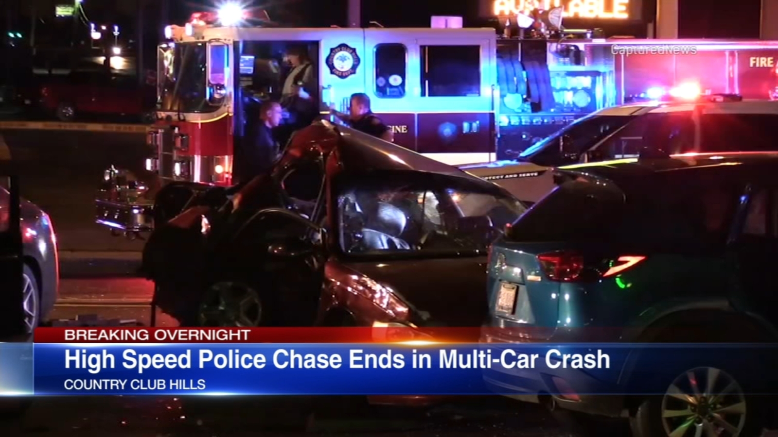 5 cars, including 2 police vehicles, crash in Country Club Hills ABC7