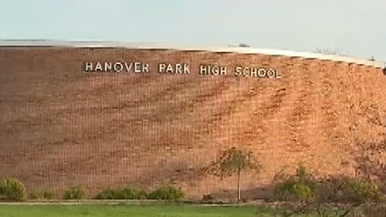 New Jersey school passes rule that everyone makes cheerleading squad, or no one