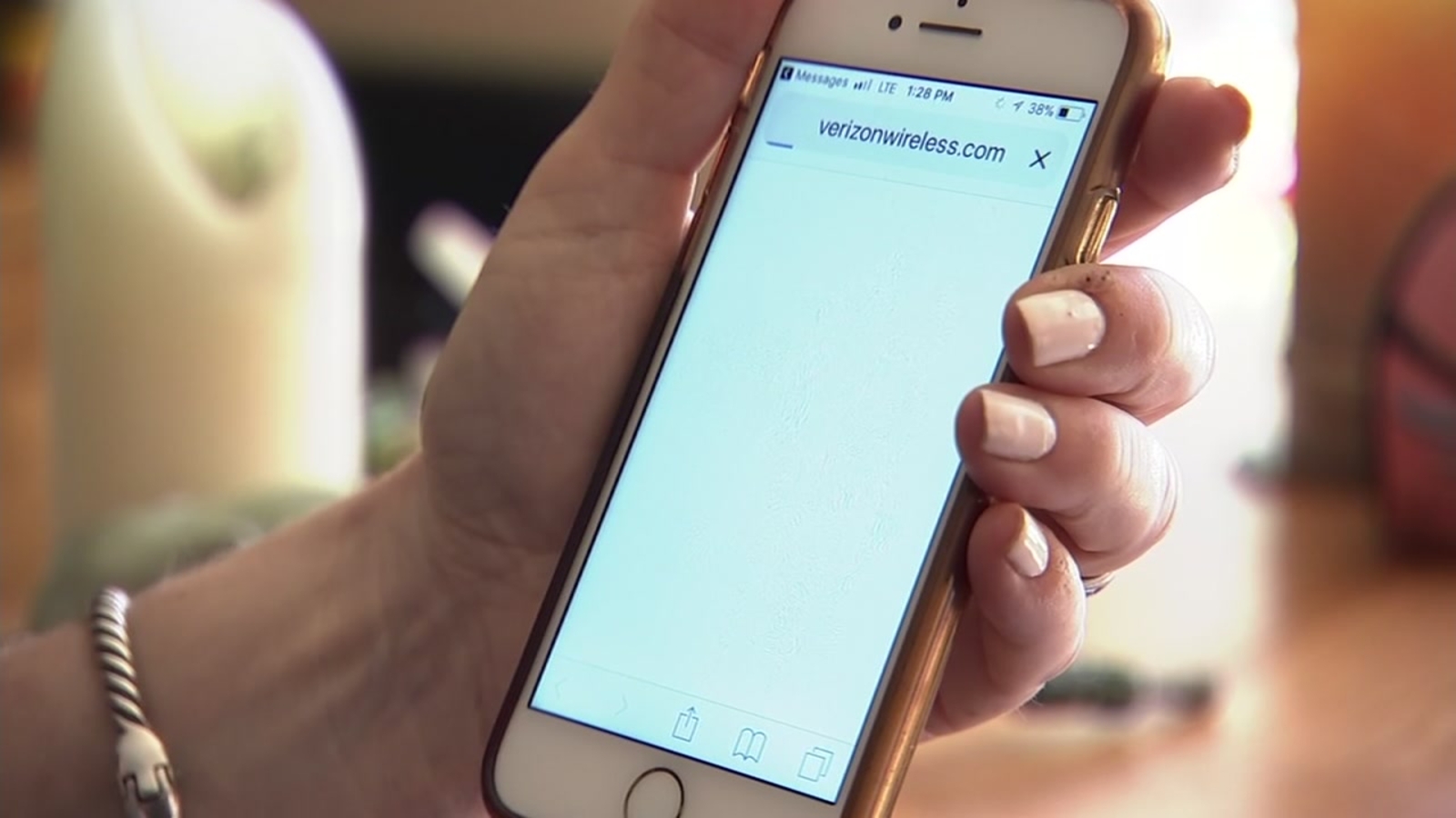 Novato Verizon customers say they've received rebates for signal issues