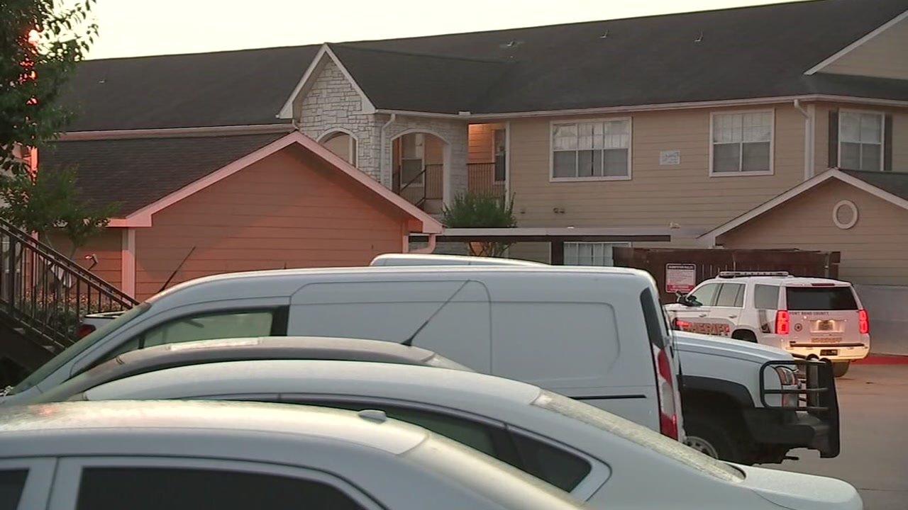 SWAT standoff ends after murder suspect shoots himself