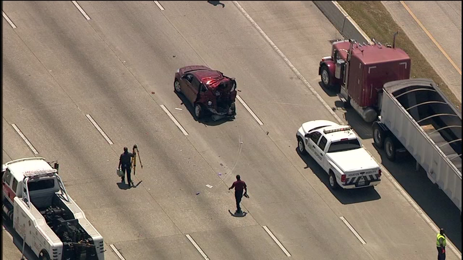 Woman killed in Katy Freeway wreck caused by distracted wrecker driver