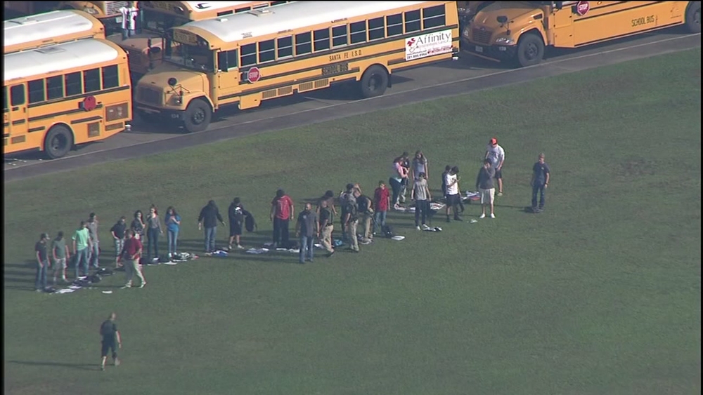 Parent recall active shooter at Santa Fe High School