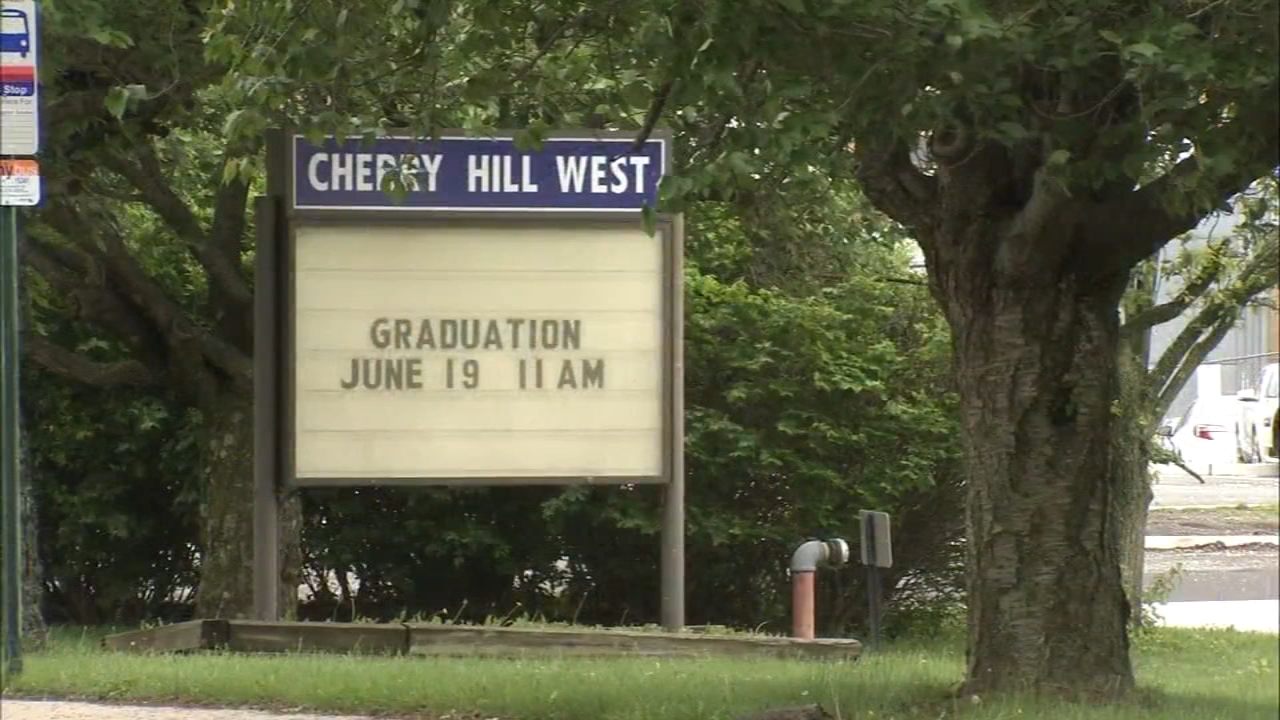 Parents applaud armed guard at Cherry Hill high schools