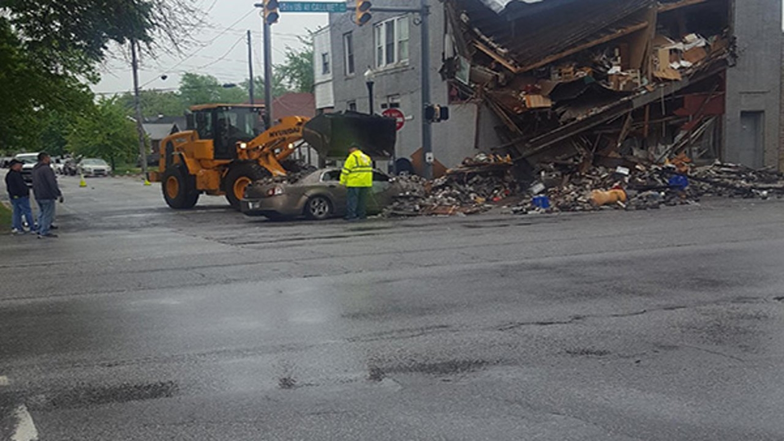 Driver crashes into Hammond building after medical incident ABC7 Chicago