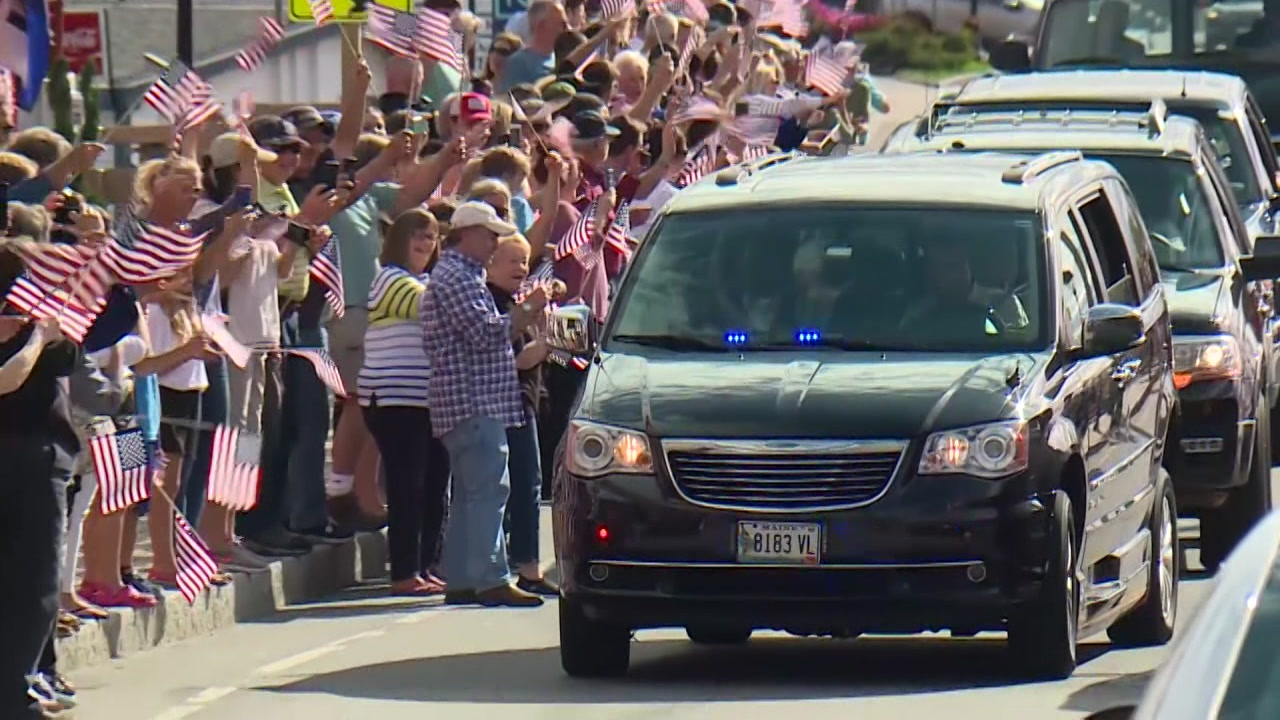 Former President George H.W. Bush arrives in Maine