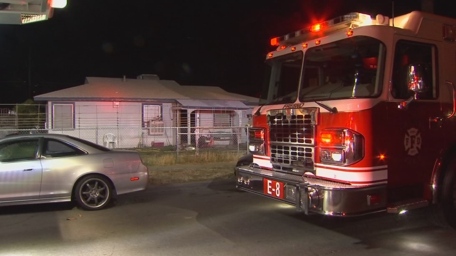 Family displaced after Southeast Fresno house fire - ABC30 Fresno