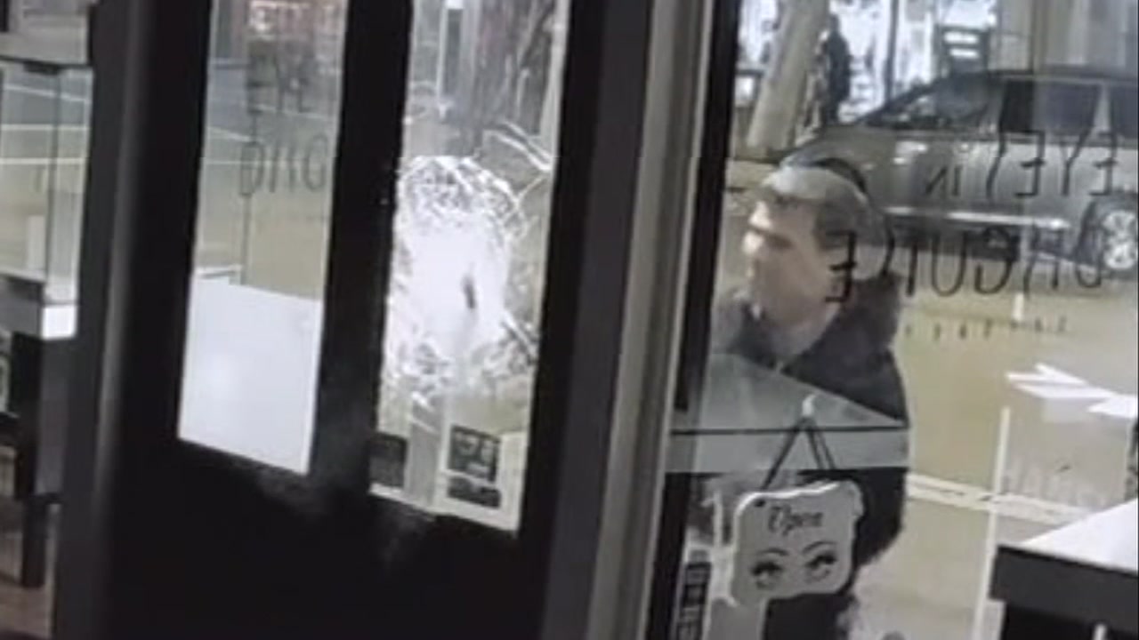 San Francisco sunglasses thief caught on surveillance video