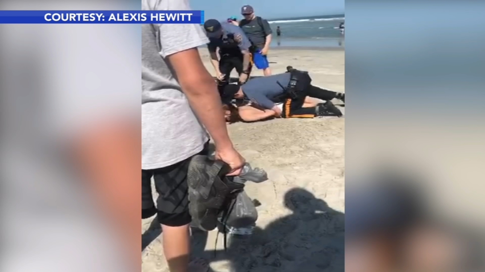 Wildwood police chief reacts to video showing officer punching woman during beach arrest ABC7