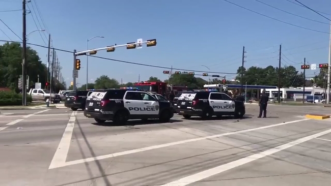 Driver in custody after police chase ends in crash near Texas Medical ...