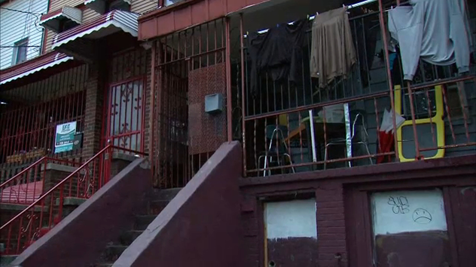Fire tears through apartment building in Belmont section of the Bronx ...