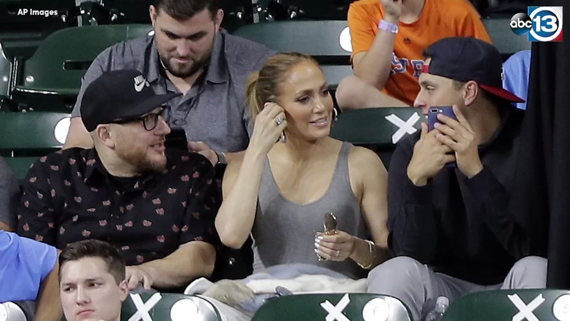 J Lo Spotted At Astros Game With A Rod Abc13 Houston