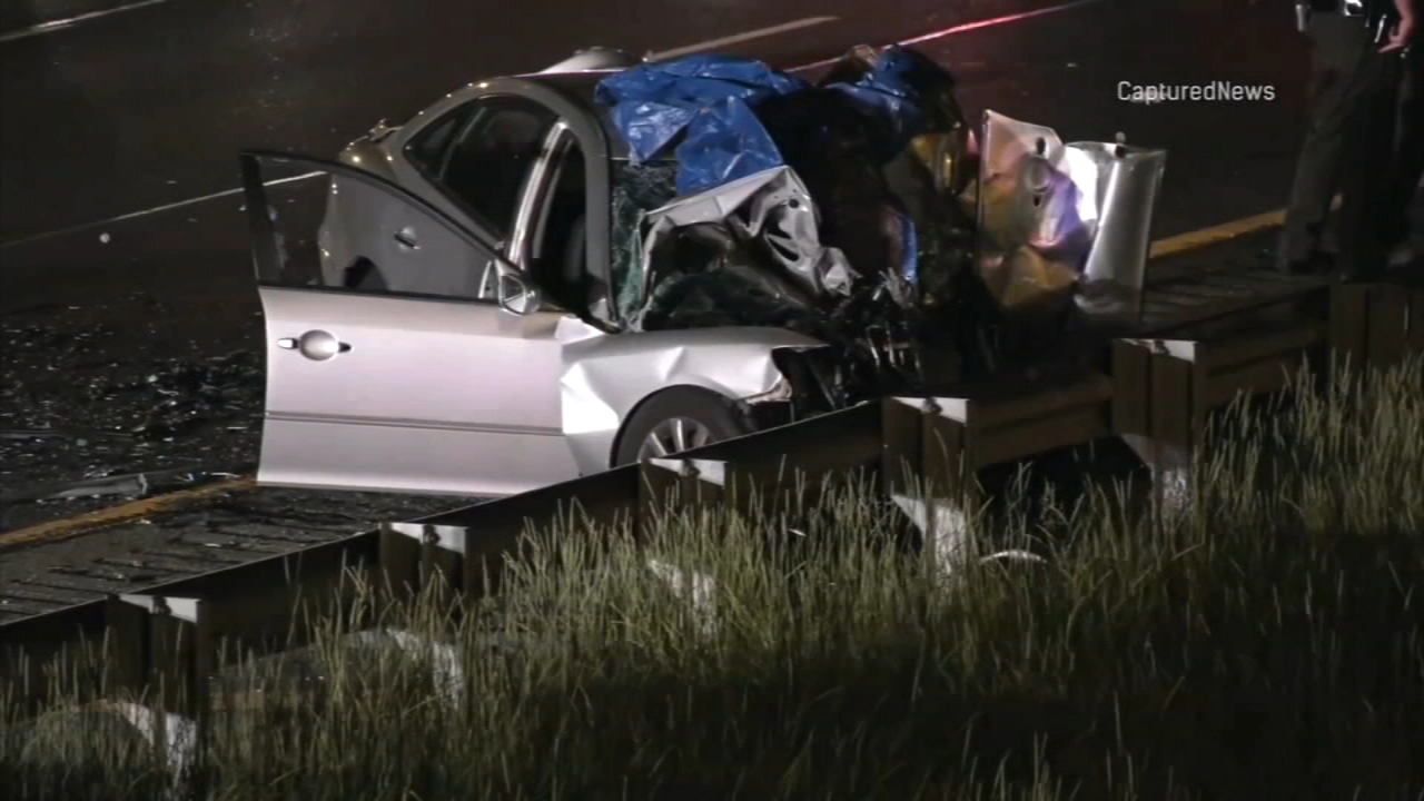 Firefighter among 2 killed in wrong-way crash on I-57 in Country Club Hills