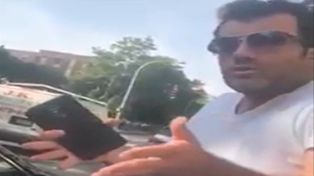 Same-sex couple says Uber driver kicked them out