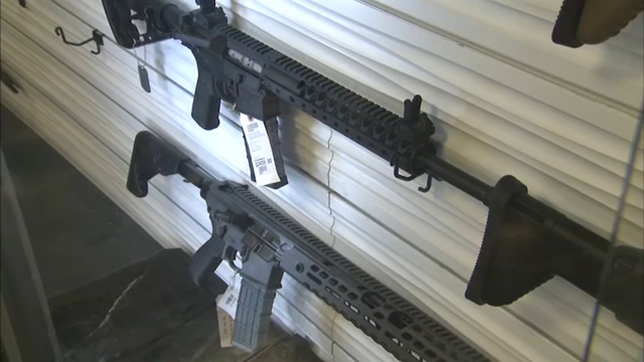 Deerfield assault-weapons ban blocked by judge