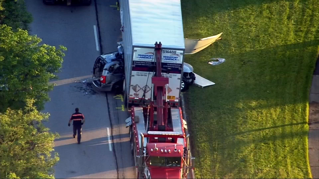 Aurora man dies after DUI crash near Fox Valley Mall