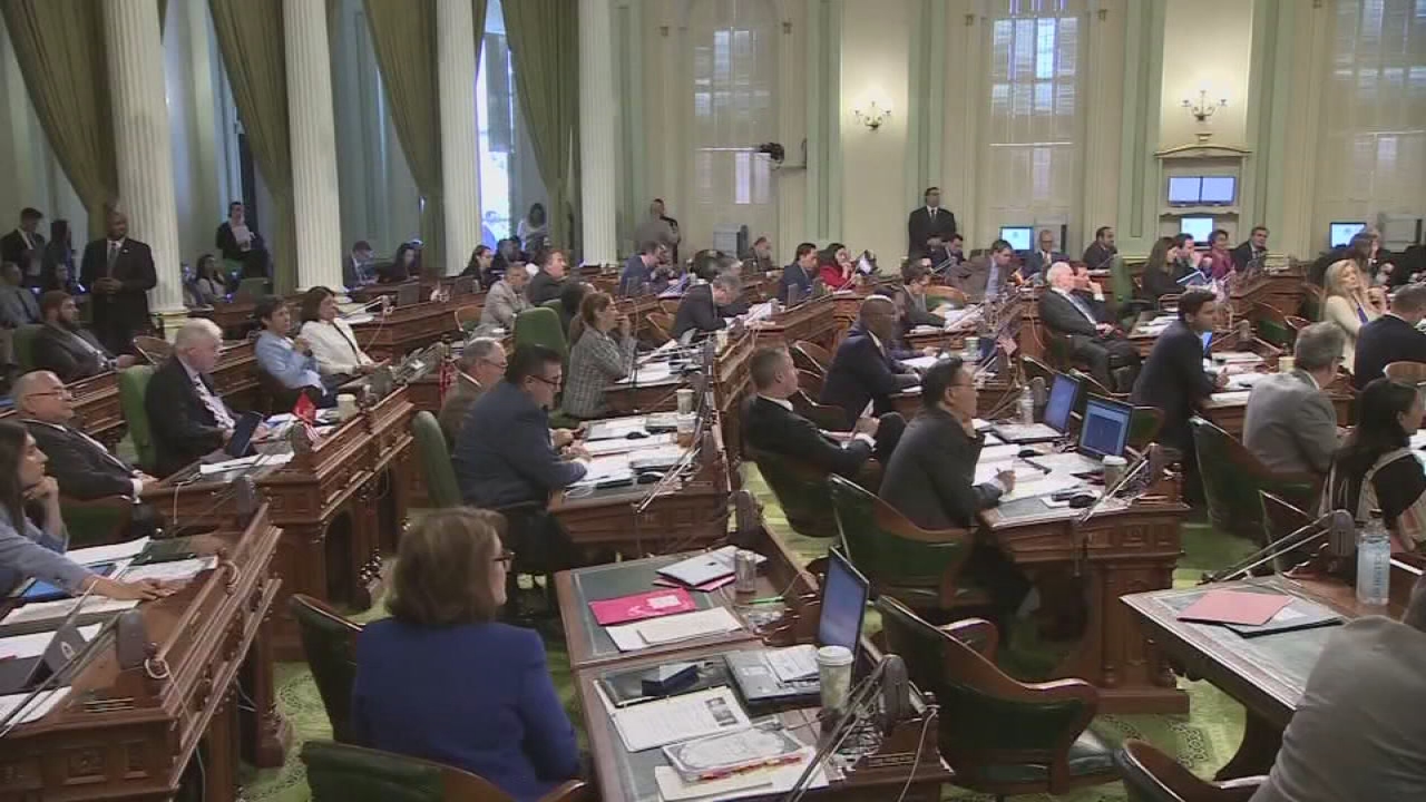 California lawmakers pass budget, increasing spending by 9-percent
