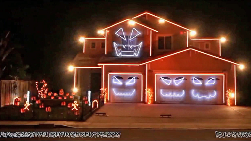 Riverside Halloween house returns to neighborhood - ABC7 San Francisco