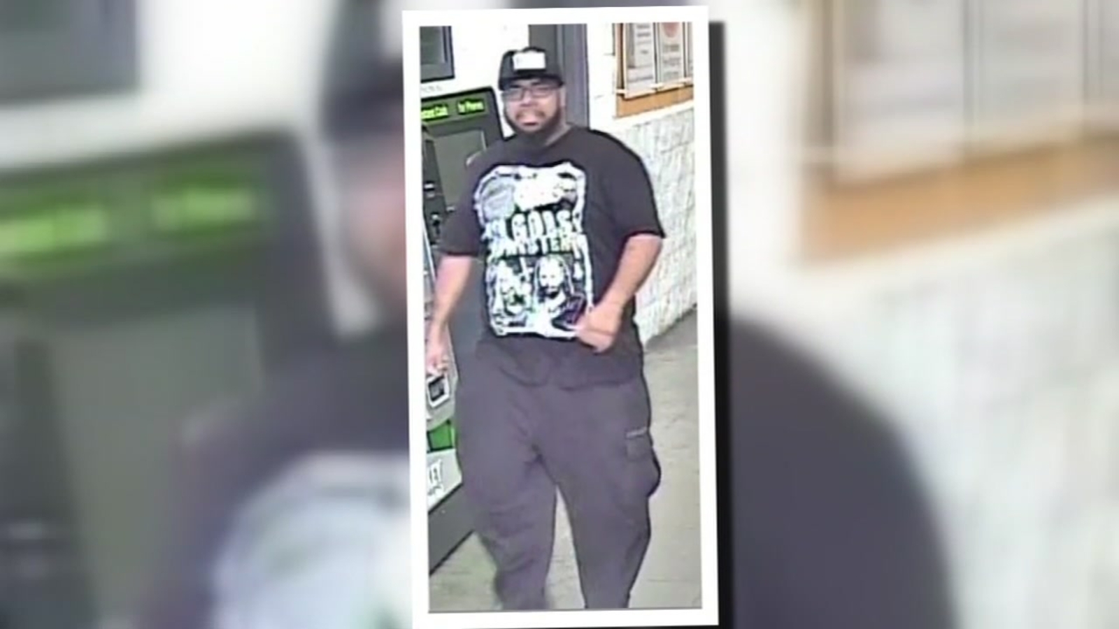 Man charged with voyeurism after allegedly taking photo of teen in ...