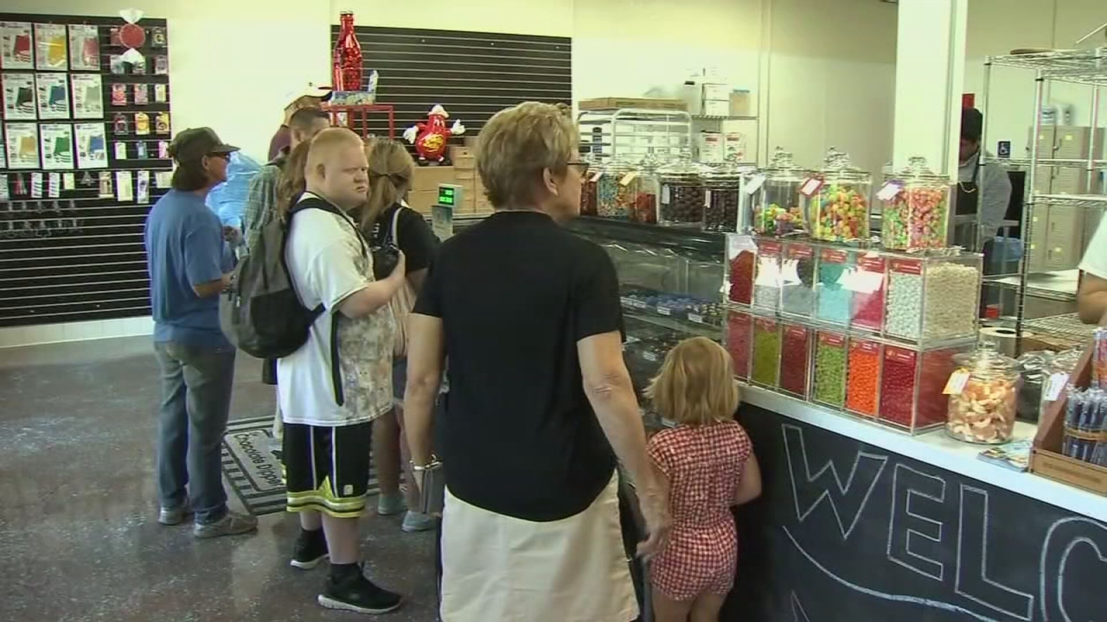 New chocolate shop opens in Merced - ABC30 Fresno