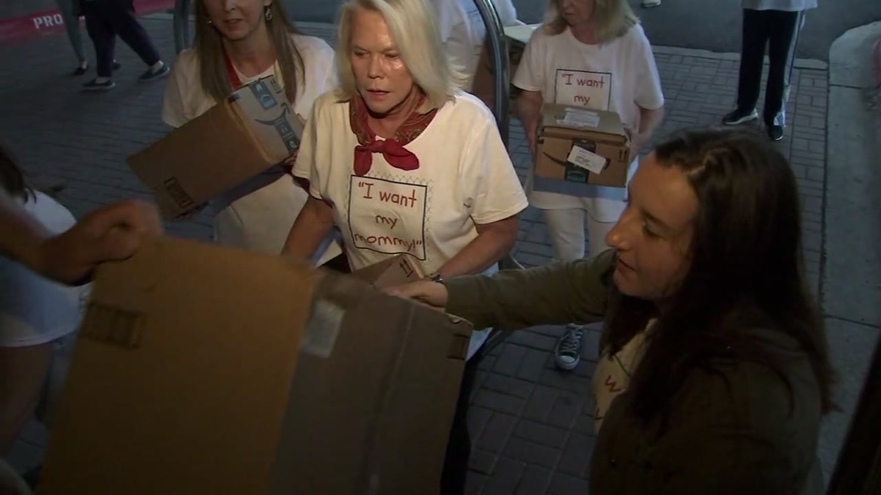Bay Area group helps migrants released from Texas facility