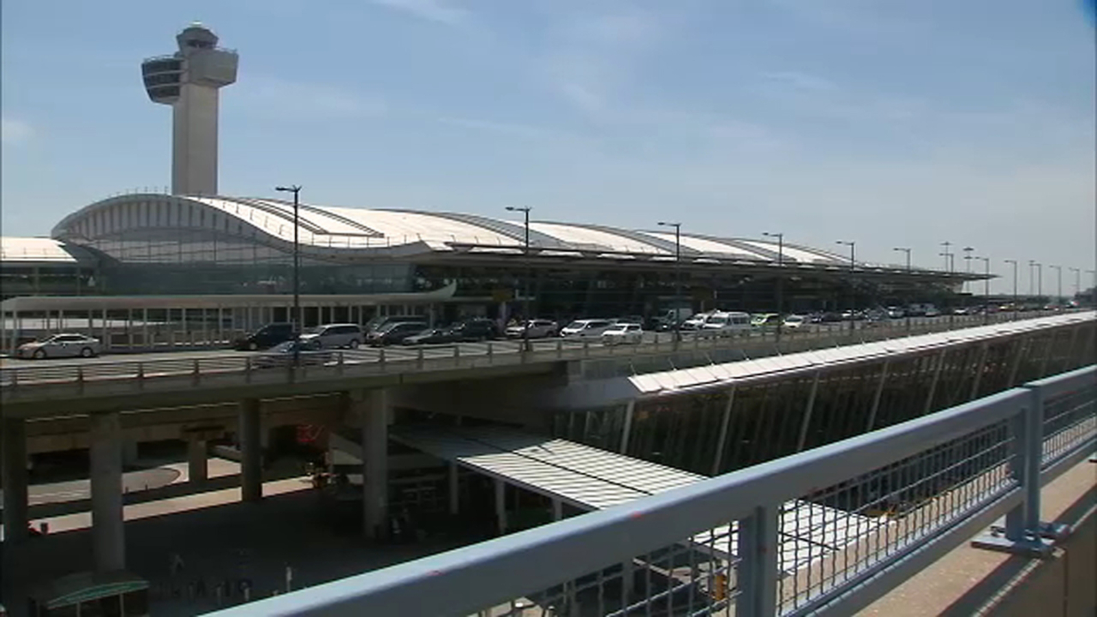Bill paving way for rail link to LaGuardia Airport OKd by Cuomo ABC7