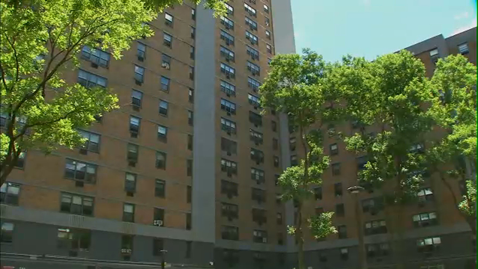 20,000 NYCHA apartments to be fixed by private contractors over next 10